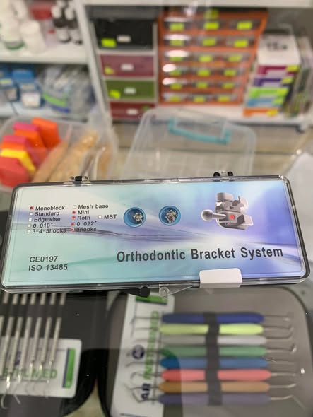 BRACKET ASTAR HAUT ET BAS